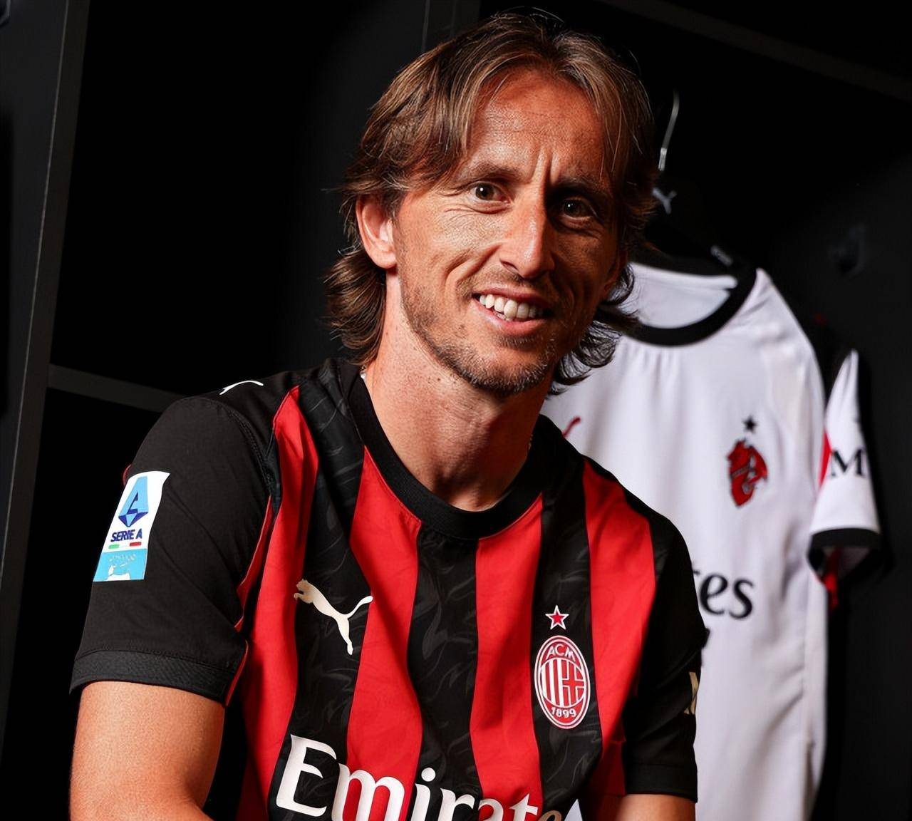 VAR音频曝光！巴萨点球判罚引争议，手球判罚背后有何真相？