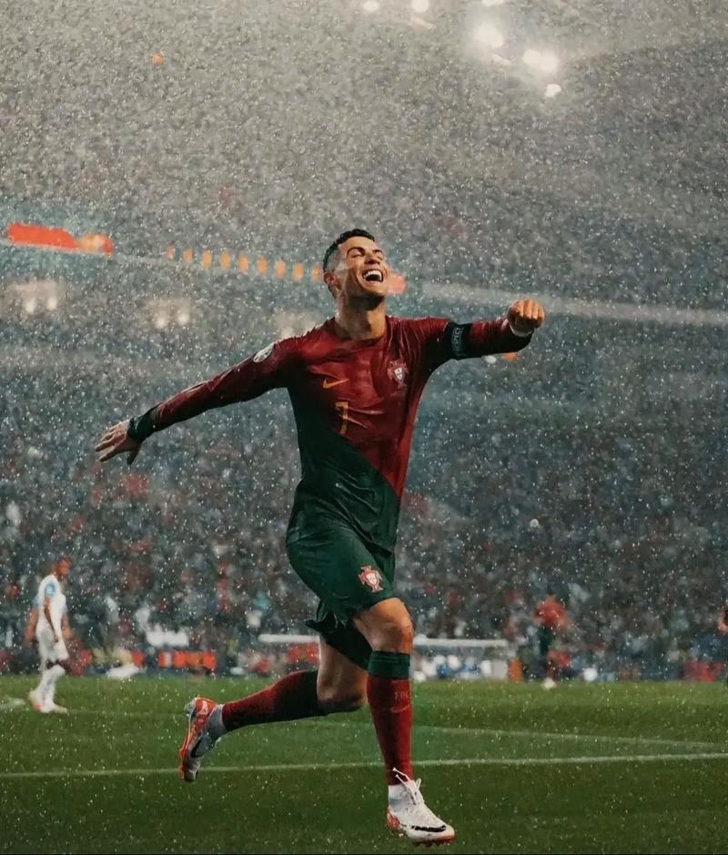 罗体：皇马、枪手有意伊尔迪兹，尤文提供的合同低于球员预期