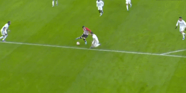 迪马：罗马引进埃切韦里和小火柴遇到阻碍，转会谈判陷入僵局